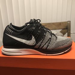 Nike flyknit trainer yeezy sale