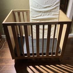 Renwick Mini Crib + Mattress – Acorn Brown