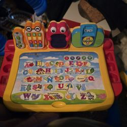 VTech Touch and Learn Activity Desk Deluxe


