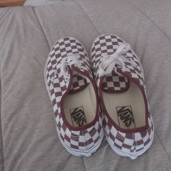 Unisex Vans Size 7 Men's, 8.5 Womens