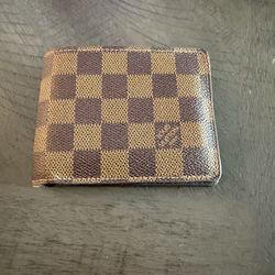 Louis Vuitton Men’s Wallet