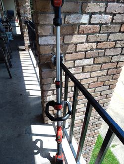 Craftsman 20 V Weed Eater Works Good No Battery Or Charger