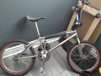 Powerlite  And Phiranna 1980s  Eara See Photo  Obo..