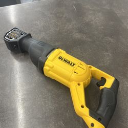 Dewalt DWE305 Corded Sawzall Tool Only
