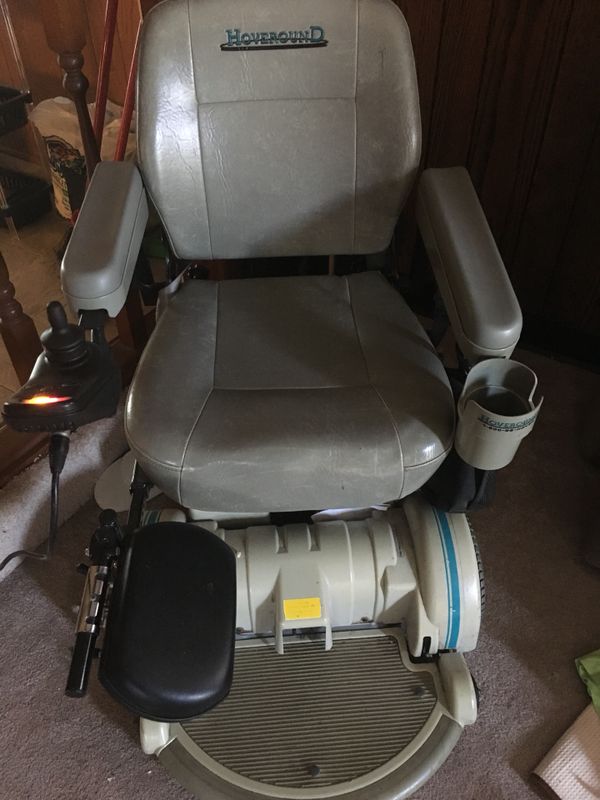 Hoover Round Motorized Chair W Charger For Sale In Detroit Mi Offerup