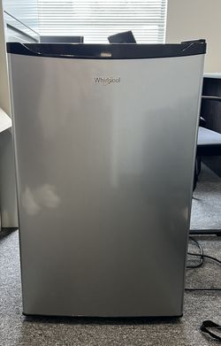 Whirlpool Mini Fridge