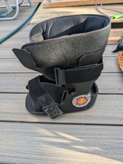 Walking boot