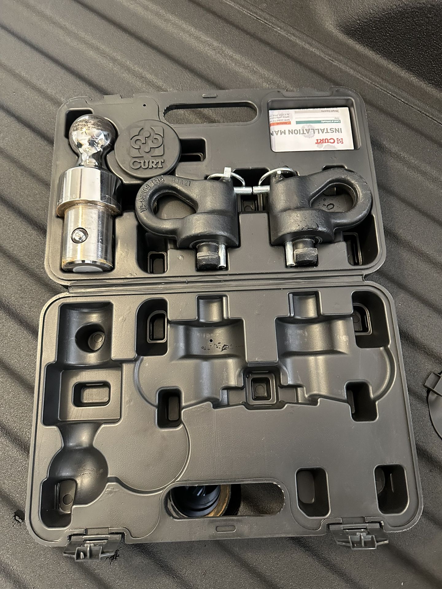 Curt Gooseneck Trailer Hitch
