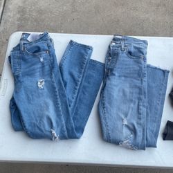 Juniors size 25 and 26 waist Levi wedgy skinny jeans