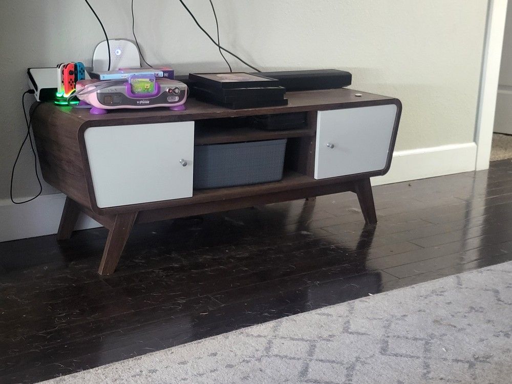Mid Century Modern TV Stand
