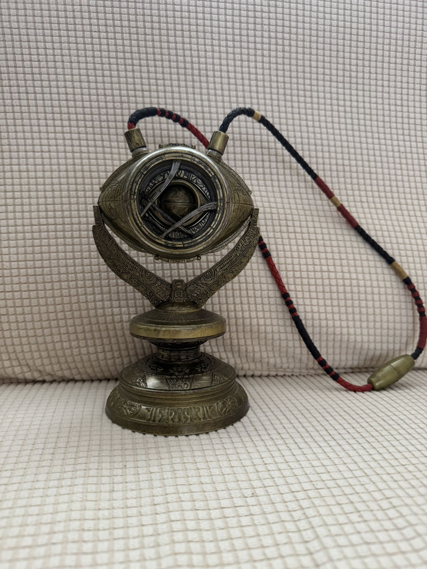 Marvel Legends Series Doctor Strange Premium Role Play Eye of Agamotto