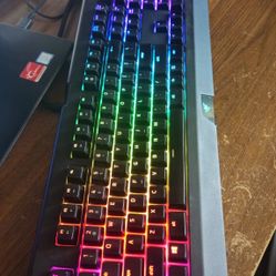 Razer blackwidow chroma v2 gaming keyboard