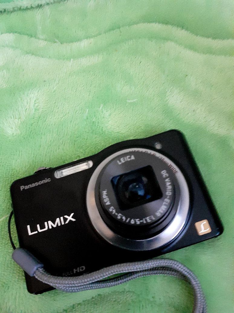 Nicely still good and like new for the holidays go pro 4I camera and Panasonic lumix camera and video