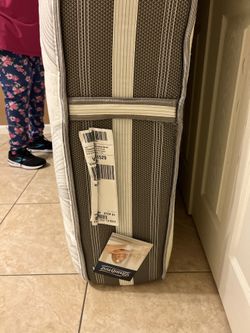 Queen Mattress 5 Years Old But Only Used For 2
