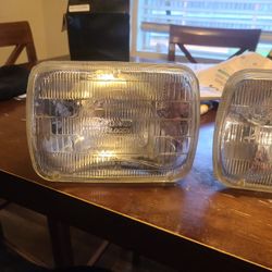 5X7in Square Sylvania Headlights 