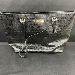 Michael Kors Purse. Item No 184 (Shopgoodwill)