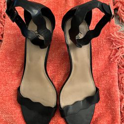 Charlotte Russe Rory Black Sandals Size 8