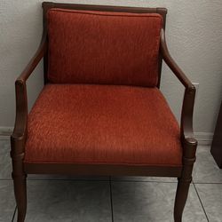 ACCENT WOOD CHAIR