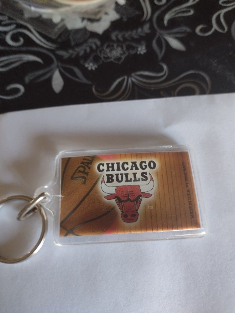 Keychain NBA Chicago Bulls. Open Box Great Condition Made In USA By Wincraft. Cash Porch Pickup Redmond