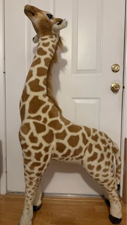 Gorgeous Giraffe plush Melissa and Dough
