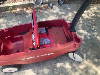 Radio flyer wagon