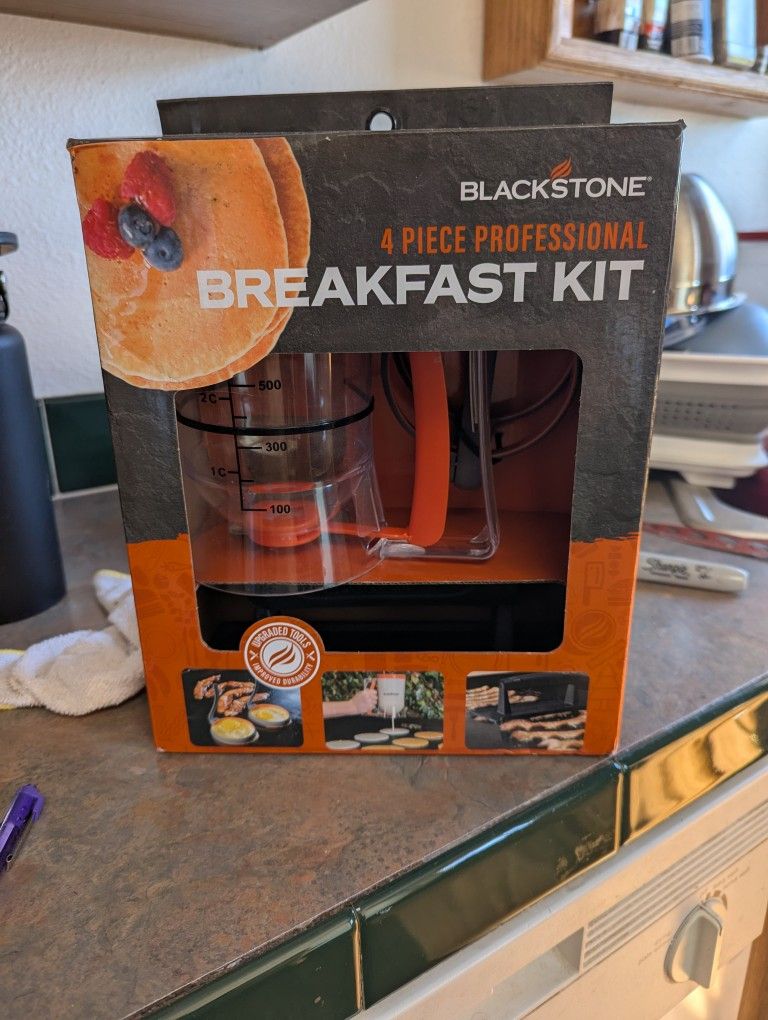 Blackstone four-piece professional breakfast kit
