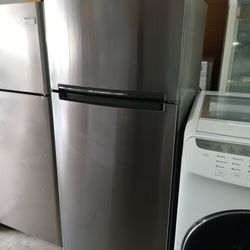 Whirlpool Refrigerator Stainless Steel Works Good 👍2️⃣ Months Warranty 📌