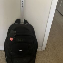 Ogio Rolling Travel Bag NEW!