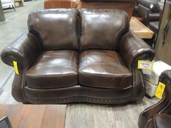 Rocky Mountain Durango Brown Leather Nailhead Loveseat