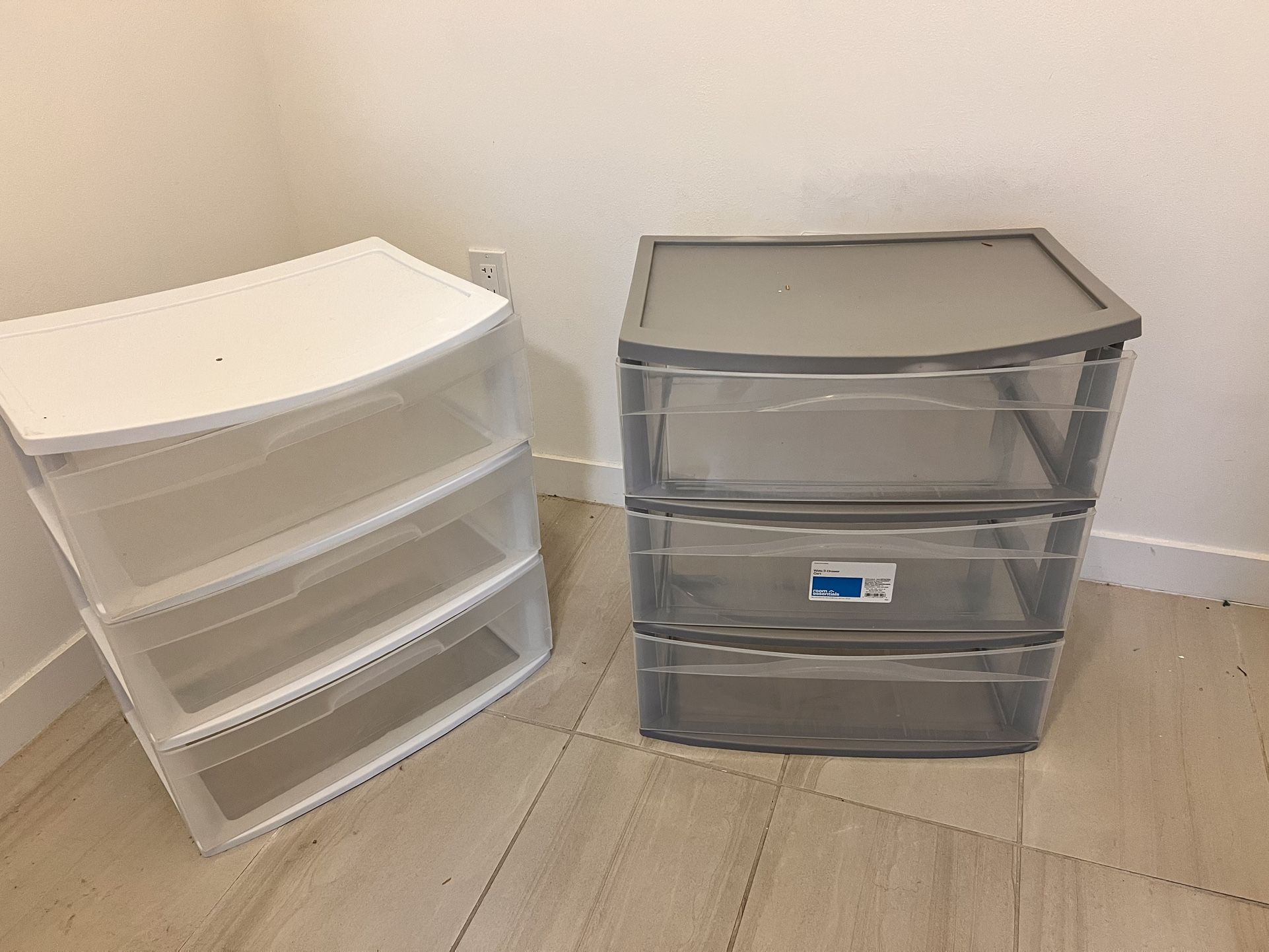Plastic Wide 3 Drawer