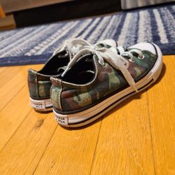 Boys Size 13 Camo Converse