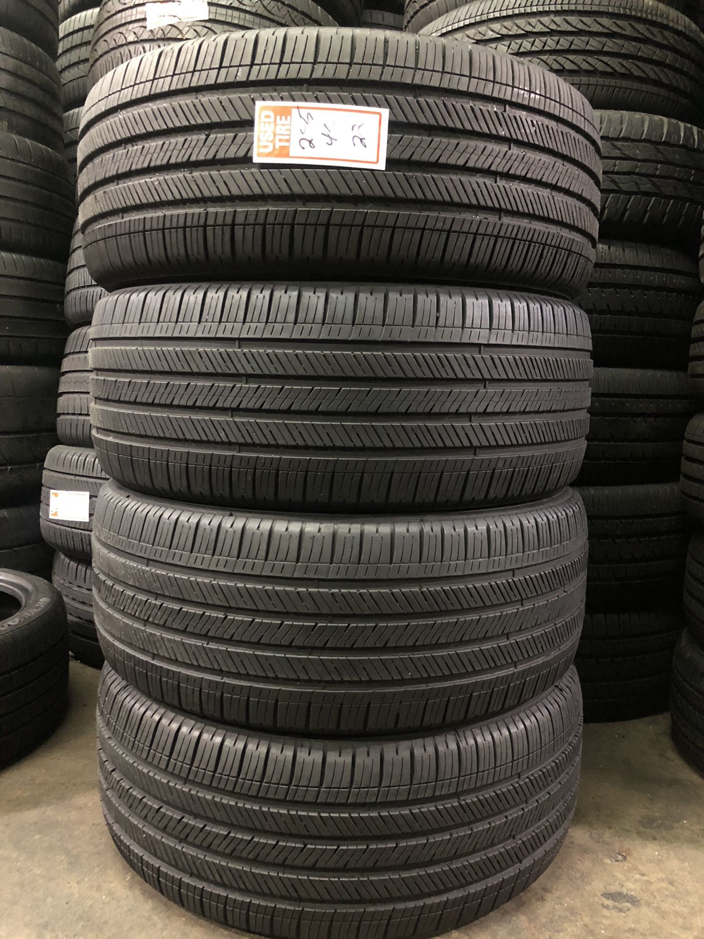 SET OF 4 TIRES GOOD YEAR EAGLE 🦅 TOURING…285/45/22