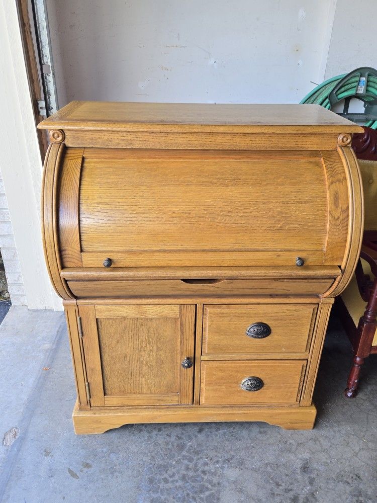 Oak Rolltop Desk
