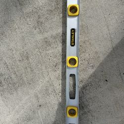 24” Stanley Aluminum Level