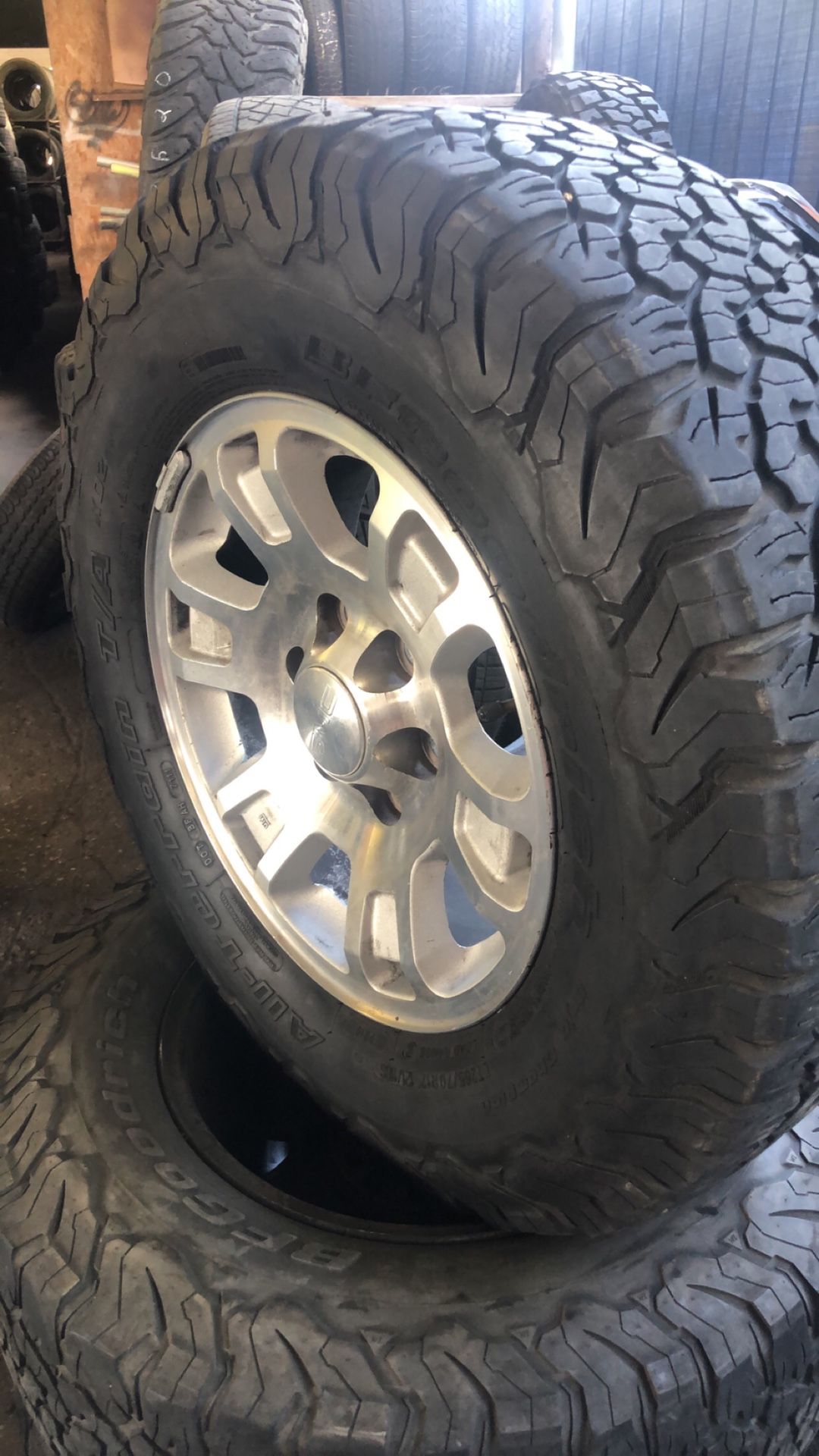 GMC 17” wheels and Tires