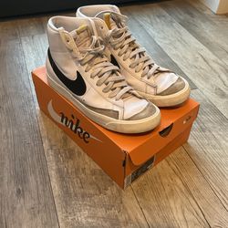 Nike Blazer Mid 77 VNTG Size 9.5