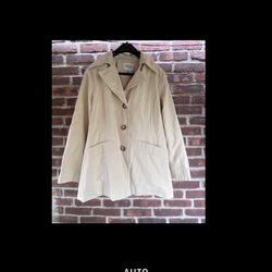 EUC Talbots Jacket Women’s M Short Trench Rain Coat Button Front Lined nice