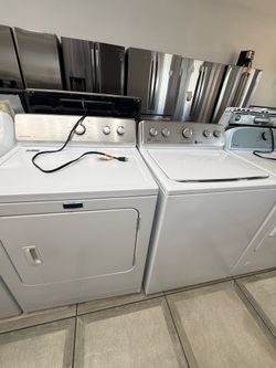 Gas Maytag washer and dryer set