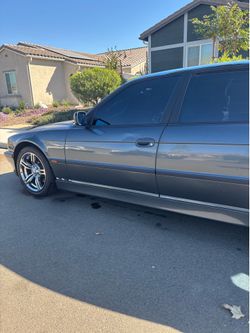 2001 BMW 740