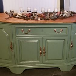 Buffet Cabinet 