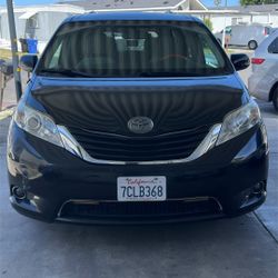 2013 Toyota Sienna