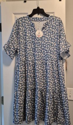Dress, never worn
