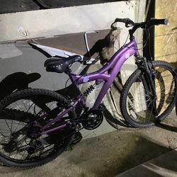 Mongoose XR-75 Girls Bike