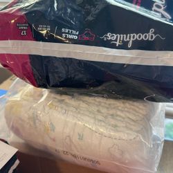 Pampers Size 8/L