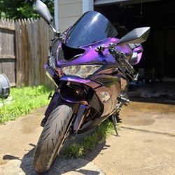 2021 Kawasaki Zx6r With 1.4k Miles