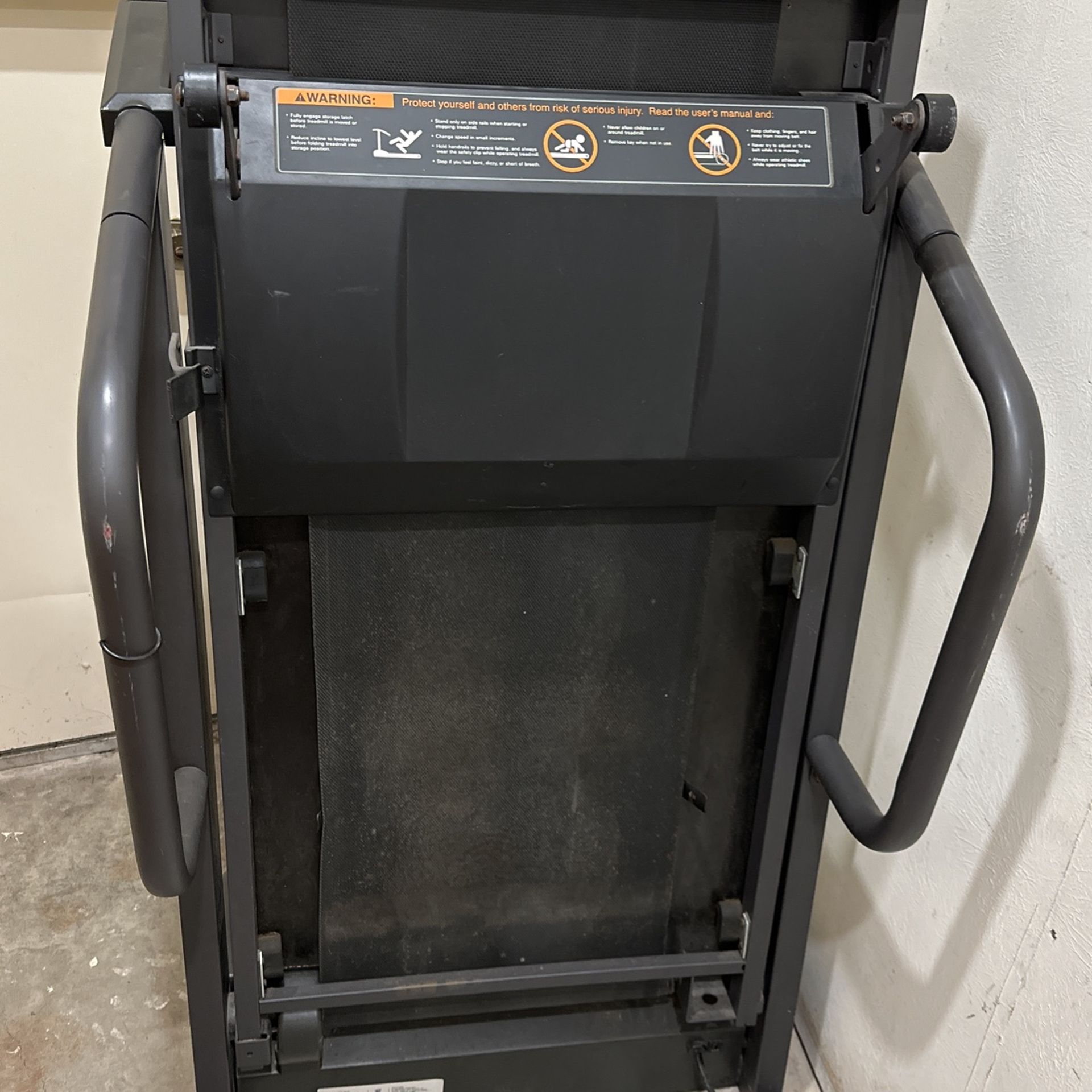 Pro Form 385C Power Incline Treadmill for Sale in Duncanville TX OfferUp