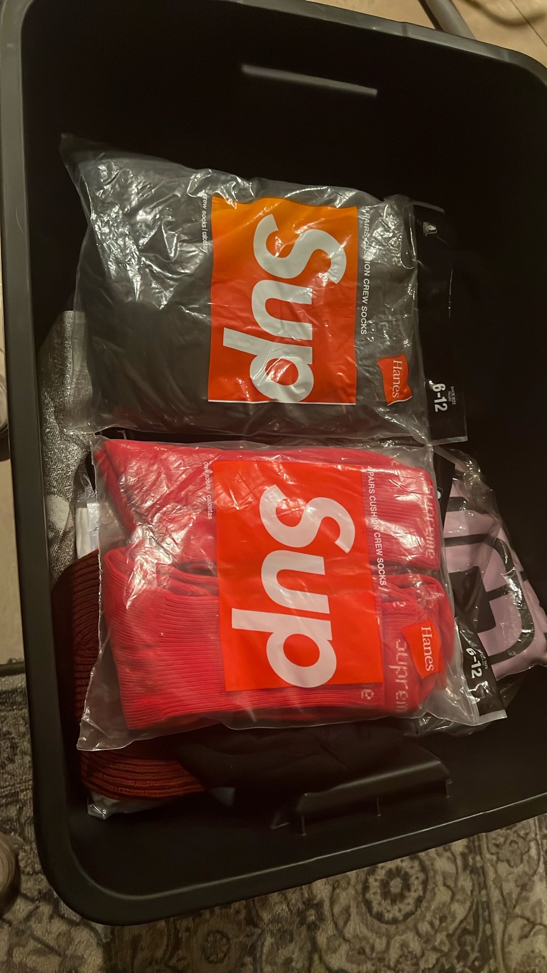 Supreme Socks