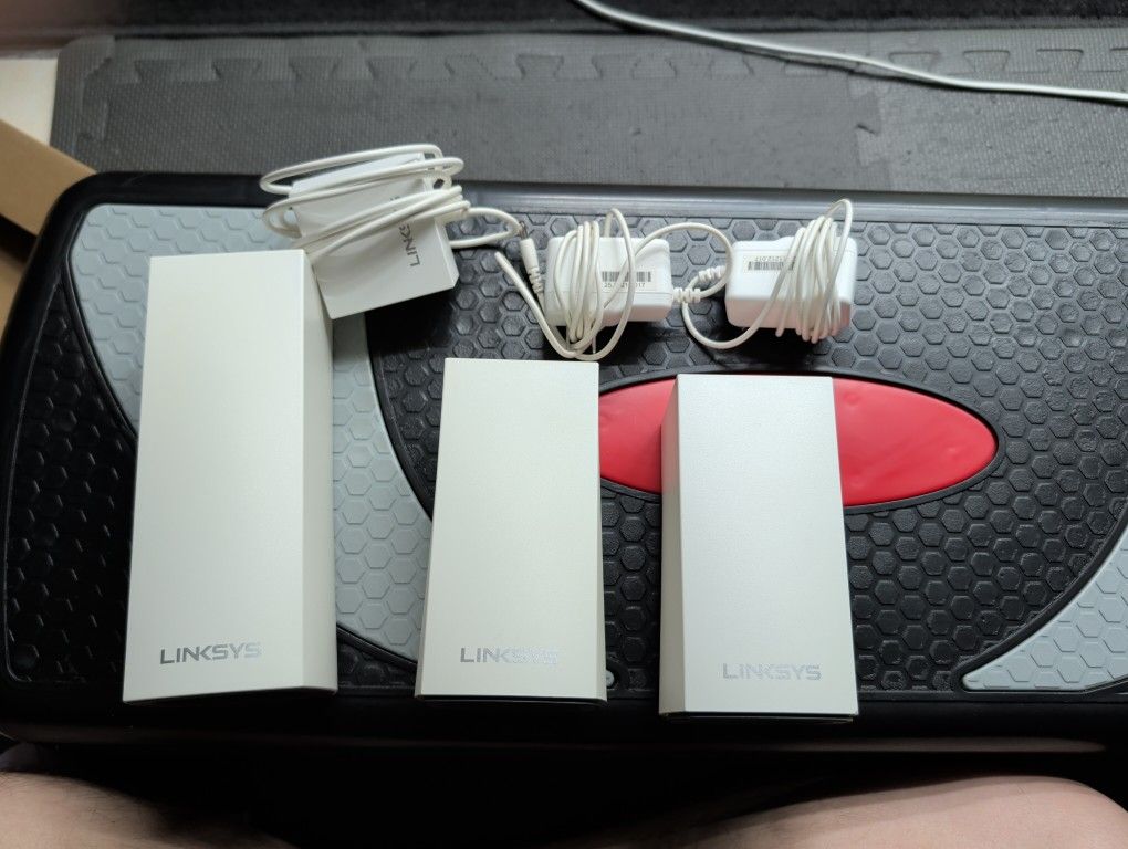 Linksys Velop Mesh Router Model WHW03 V2 And VLPO1(2) AC Wifi