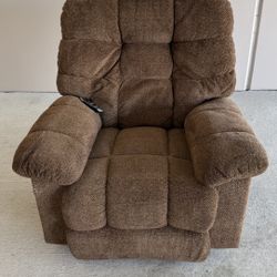 Free Recliner chair (load transformer missing) 