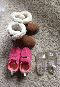 Baby GAP and target snow boot size 7-8